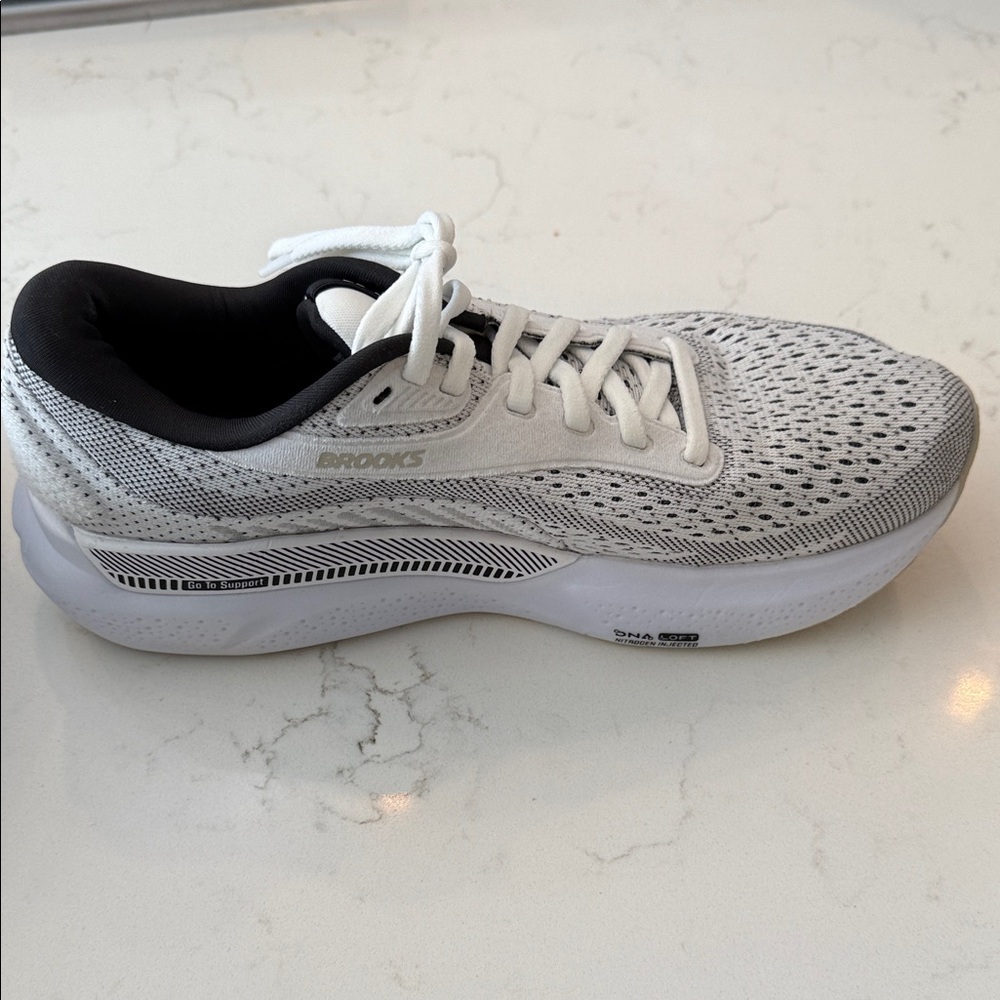 Brooks GTS Adrenaline White/Grey Running Shoes - Picture 7 of 9